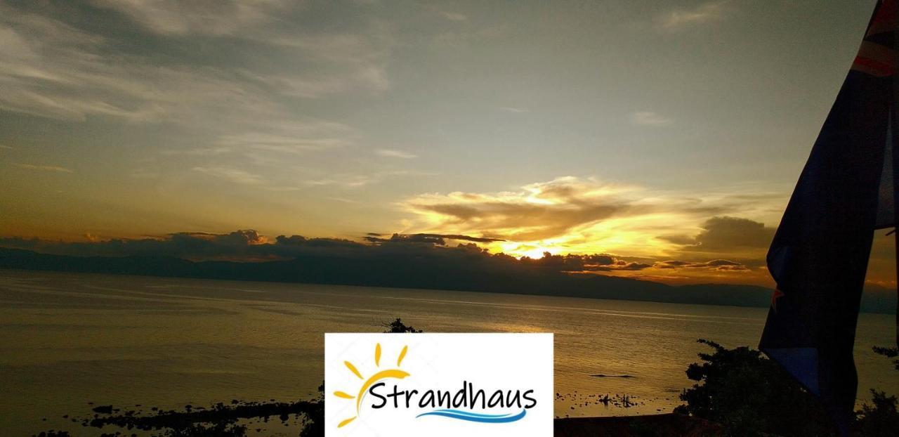 Strandhaus Condotel 몰볼 외부 사진